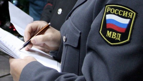 В Курьинском районе полицейские задержали подозреваемого в краже из магазина
